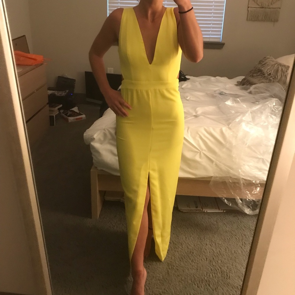 NWOT NBD Greta Gown in Yellow - Picture 7 of 8